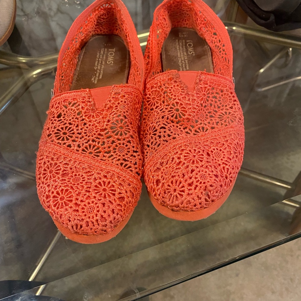 Fun coral crochet toms. Not worn a lot.